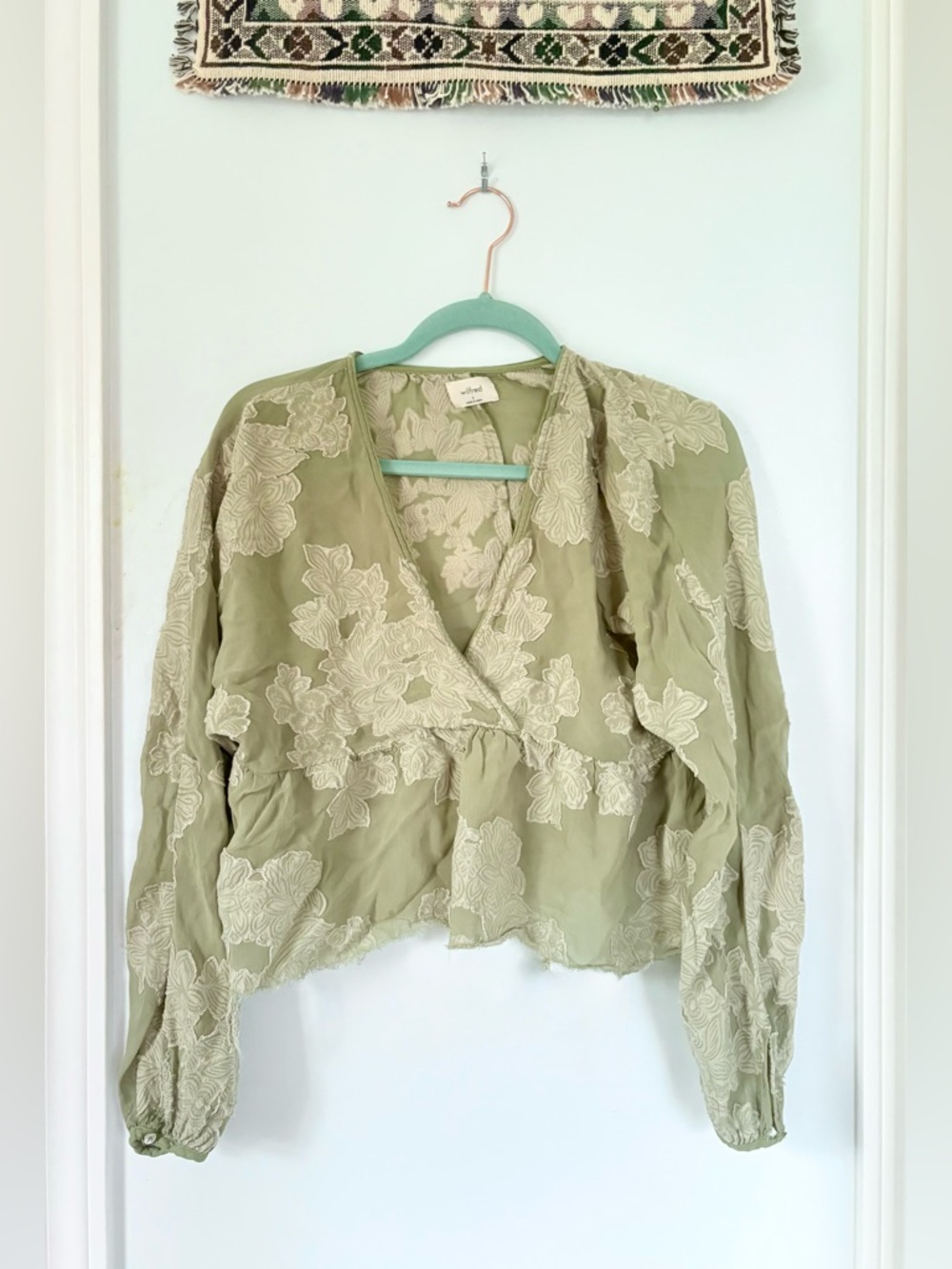 Aritzia Wilfred floral pale green blouse